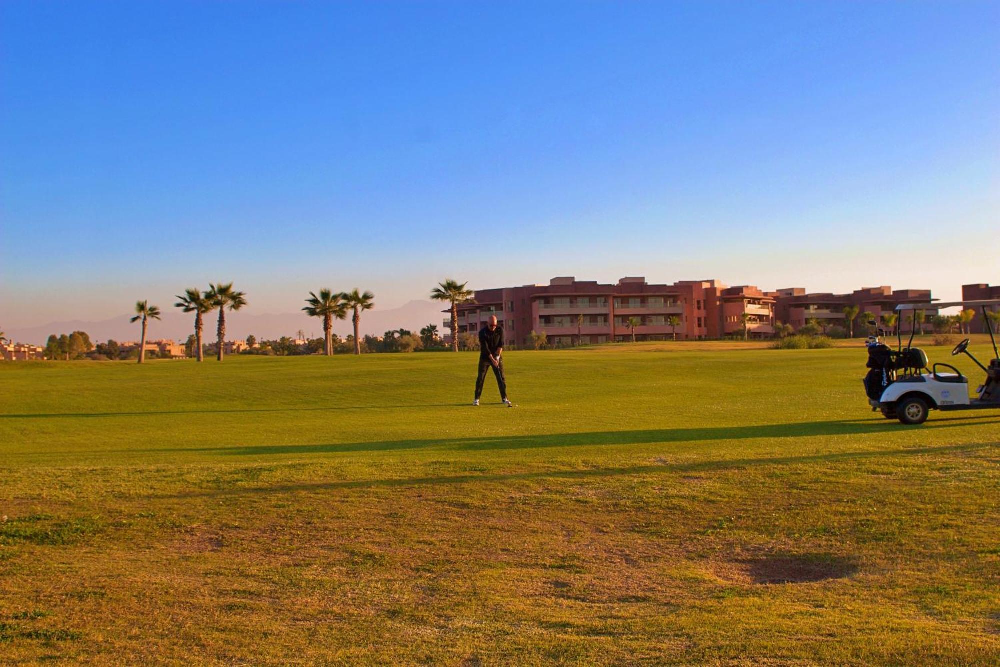 Prestigia,golf, Lux Rez-de-chaussee, Jardin En Face De La Piscine Et Golf Ideal Pour Passer Des Bons En Famille *