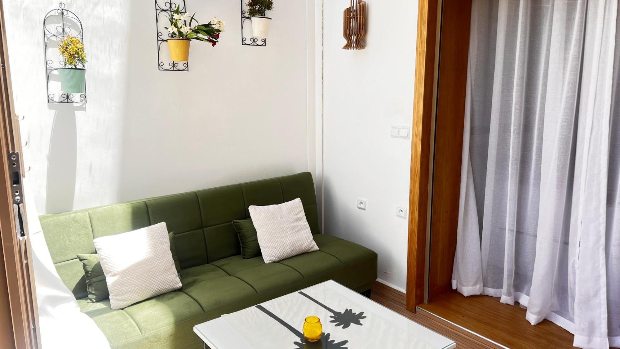 Prestigia,golf, Lux Rez-de-chaussee, Jardin En Face De La Piscine Et Golf Ideal Pour Passer Des Bons En Famille Appartement Marrakesh
